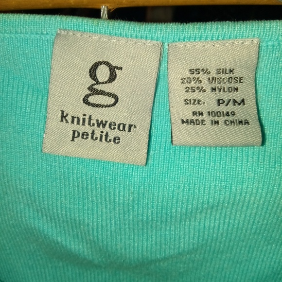 G MP Sleeveless Turquoise Silk Blend Knit Shell Petite Top - Picture 2 of 3